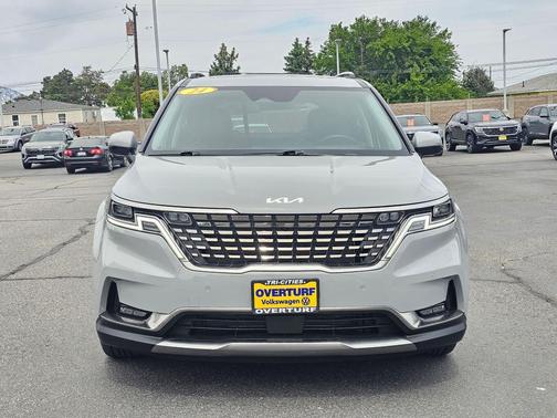 Ceramic Silver 2024 Kia Carnival SX Prestige