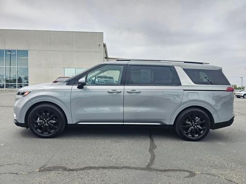 Ceramic Silver 2024 Kia Carnival SX Prestige