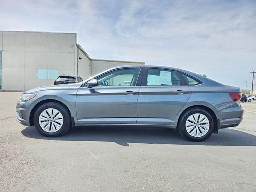 Platinum Gray Metallic 2019 Volkswagen Jetta 1.4T S