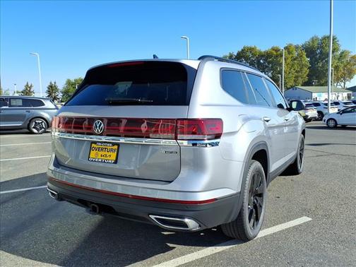 2026 Volkswagen Atlas 2.0T SE w/Technology 4MOTION