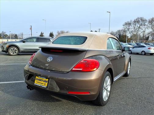 2013 Volkswagen Beetle 2.0L TDI