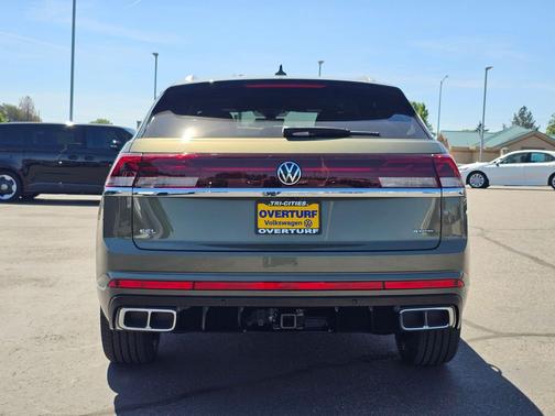 avocado green pearl 2026 Volkswagen Atlas Cross Sport 2.0T SEL Premium