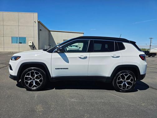 Bright White Clearcoat 2025 Jeep Compass Limited