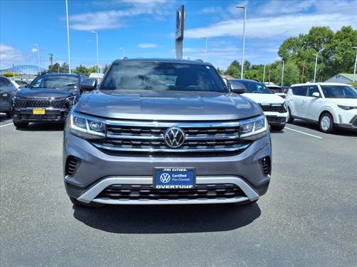 2022 Volkswagen Atlas Cross Sport 2.0T SE