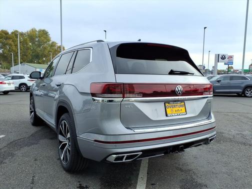 Silver Mist Metallic 2026 Volkswagen Atlas 2.0T SEL Premium R-Line 4MOTION