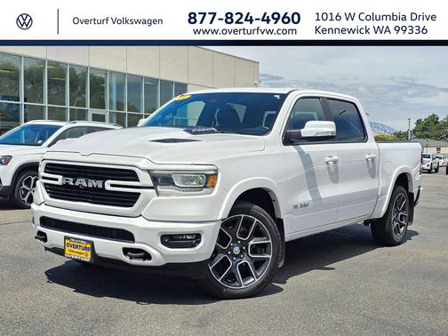 Ivory White Tri-Coat Pearlcoat 2019 RAM 1500 Laramie