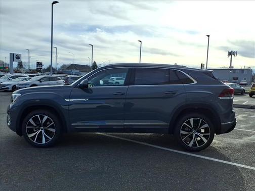 2026 Volkswagen Atlas Cross Sport 2.0T SEL Premium