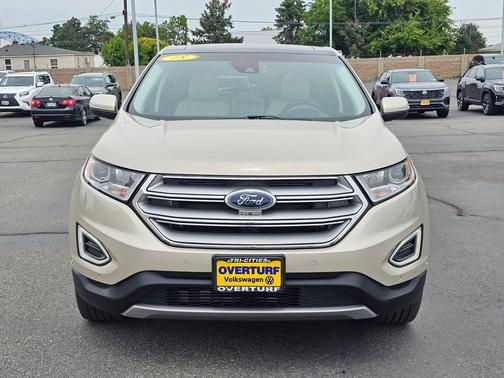 White Gold Metallic 2018 Ford Edge Titanium