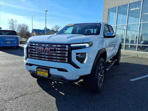2023 GMC Canyon Denali