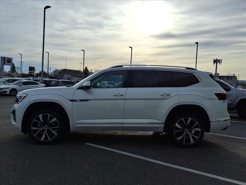 2026 Volkswagen Atlas 2.0T SEL Premium R-Line 4MOTION