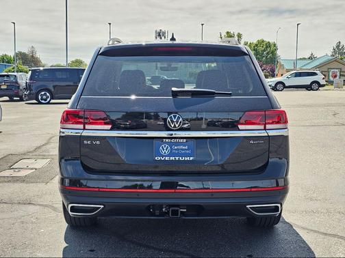 Deep Black 2023 Volkswagen Atlas 3.6L SE w/Technology
