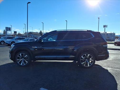 2026 Volkswagen Atlas 2.0T SEL Premium R-Line 4MOTION
