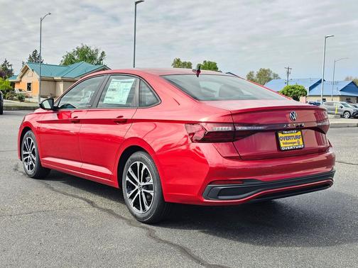 Kings Red Metallic 2026 Volkswagen Jetta 1.4T S