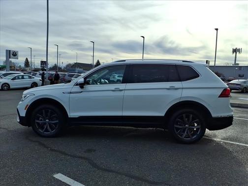 2023 Volkswagen Tiguan 2.0T SE 4MOTION