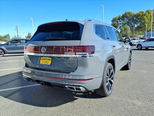 2026 Volkswagen Atlas 2.0T SEL Premium R-Line 4MOTION