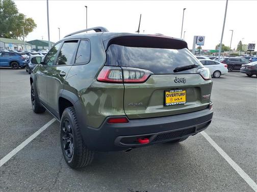 2020 Jeep Cherokee Trailhawk