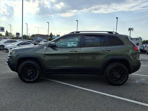 2020 Jeep Cherokee Trailhawk
