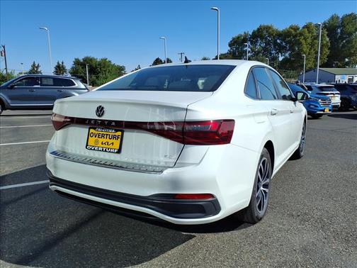2025 Volkswagen Jetta 1.5T SE