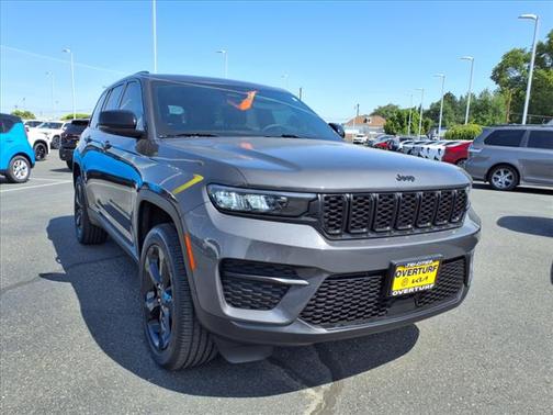 2024 Jeep Grand Cherokee Altitude