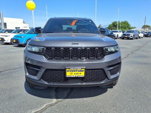 2024 Jeep Grand Cherokee Altitude
