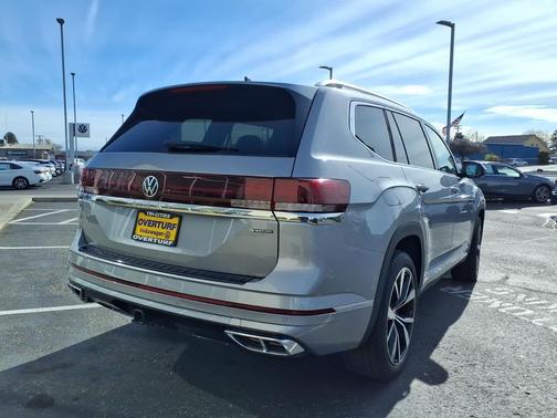 Silver Mist Metallic 2026 Volkswagen Atlas 2.0T SEL Premium R-Line 4MOTION