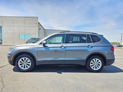 Platinum Gray Metallic 2019 Volkswagen Tiguan 2.0T S 4MOTION