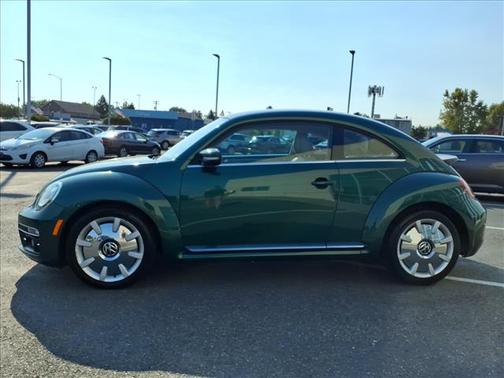 2018 Volkswagen Beetle 2.0T SE