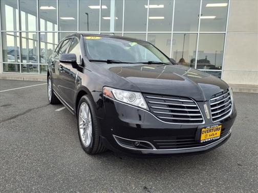 2019 Lincoln MKT Reserve