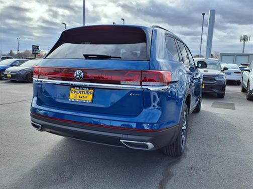 2025 Volkswagen Atlas 2.0T SE