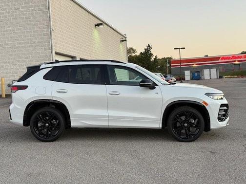 2025 Volkswagen Tiguan 2.0T SE R-Line Black