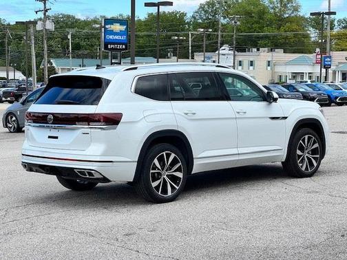 2025 Volkswagen Atlas 2.0T SEL Premium R-Line