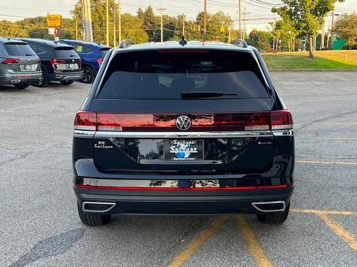 2025 Volkswagen Atlas 2.0T SE