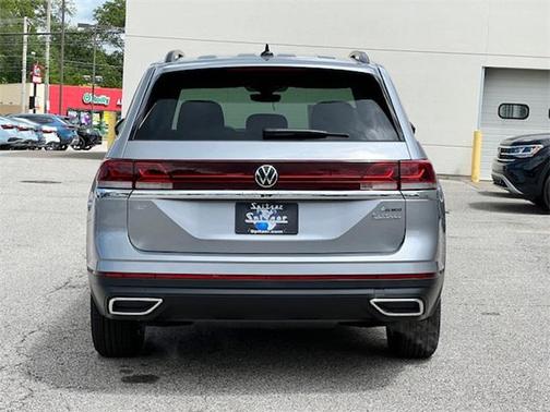 2025 Volkswagen Atlas 2.0T SE