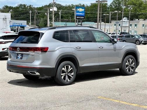 2025 Volkswagen Atlas 2.0T SE