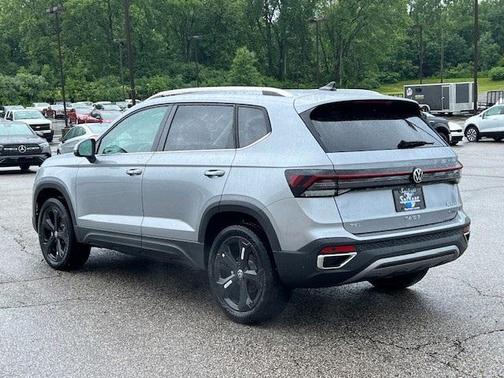 2025 Volkswagen Taos 1.5T SEL