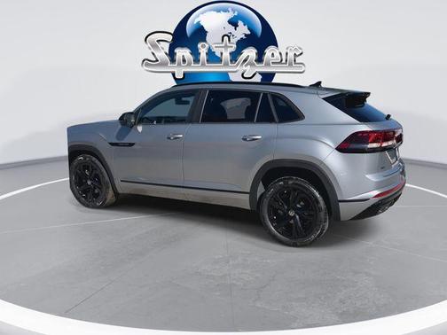 Silver Mist Metallic 2026 Volkswagen Atlas Cross Sport 2.0T SEL R-Line Black