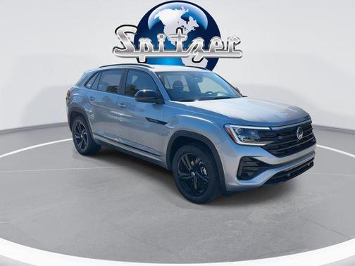 Silver Mist Metallic 2026 Volkswagen Atlas Cross Sport 2.0T SEL R-Line Black