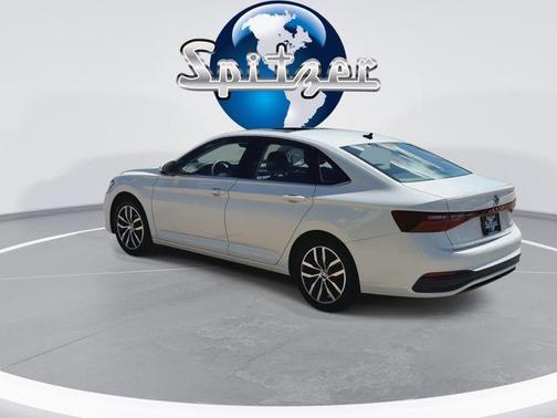 Opal White Pearl 2026 Volkswagen Jetta 1.5T SE