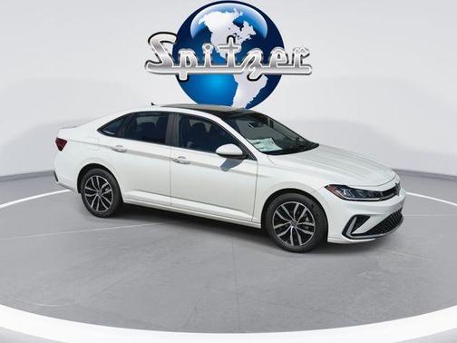 Opal White Pearl 2026 Volkswagen Jetta 1.5T SE