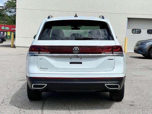 2026 Volkswagen Atlas 2.0T SE