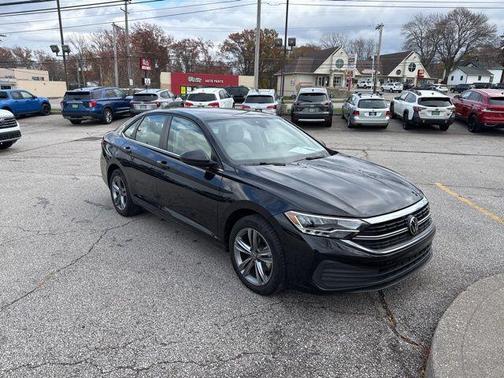 2023 Volkswagen Jetta 1.5T SE