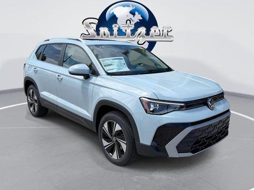 Gray 2026 Volkswagen Taos 1.5T SE
