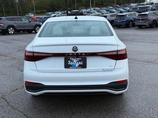 2025 Volkswagen Jetta 1.5T SE