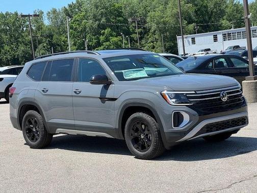 2025 Volkswagen Atlas 2.0T Peak Edition
