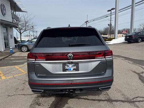2025 Volkswagen Atlas 2.0T SE