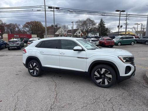 2026 Volkswagen Atlas Cross Sport 2.0T SEL