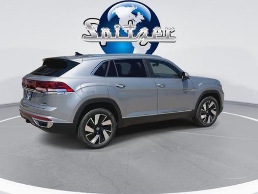 Silver Mist 2026 Volkswagen Atlas Cross Sport 2.0T SEL