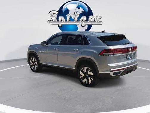 Silver Mist 2026 Volkswagen Atlas Cross Sport 2.0T SEL