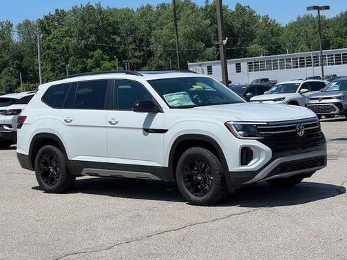 2026 Volkswagen Atlas PEAK EDITION