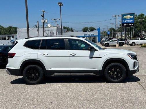 2026 Volkswagen Atlas PEAK EDITION